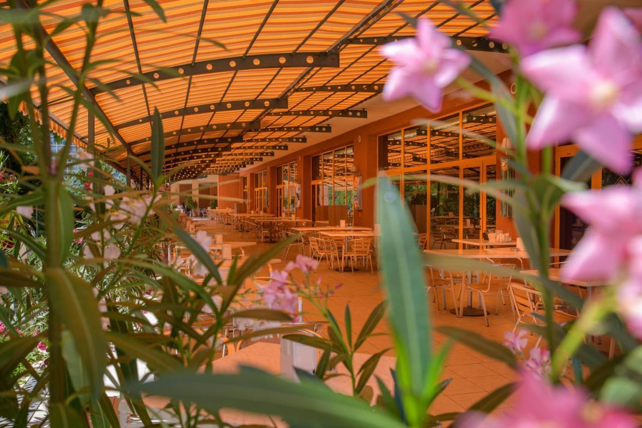 Atlas Hotel Golden Sands Exterior photo